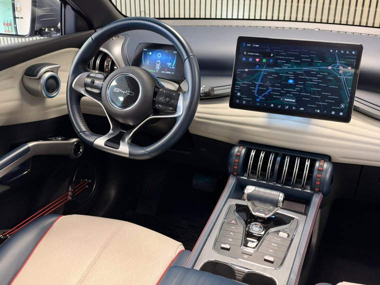 Vehicle Image 31