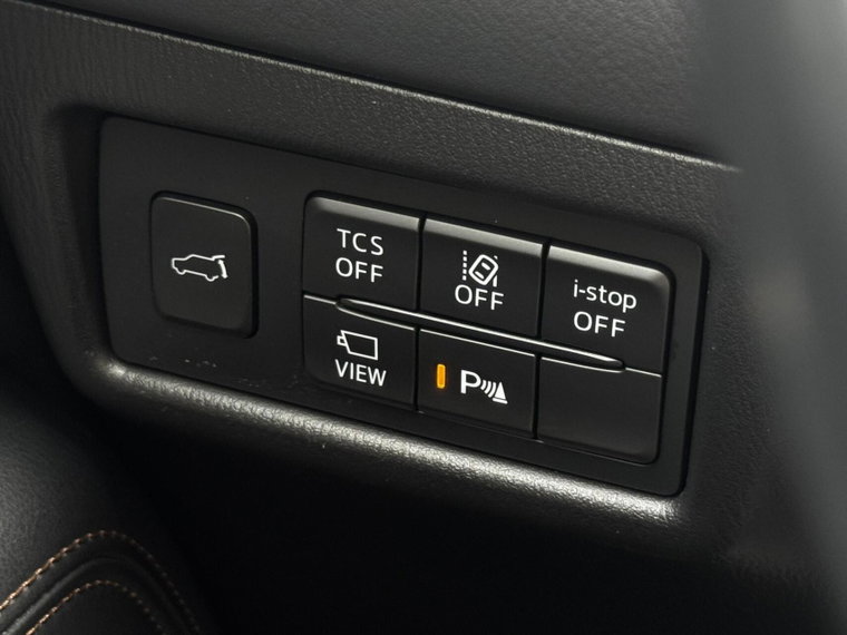 Vehicle Image 24