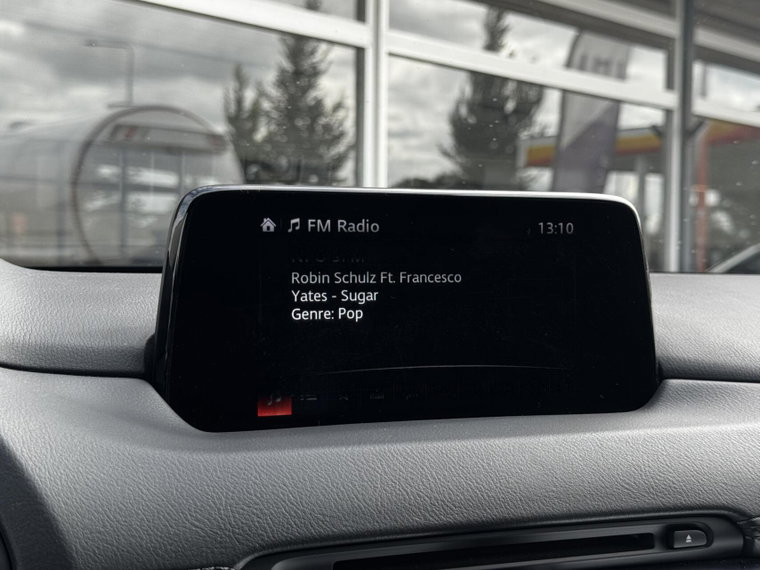 Vehicle Image 37