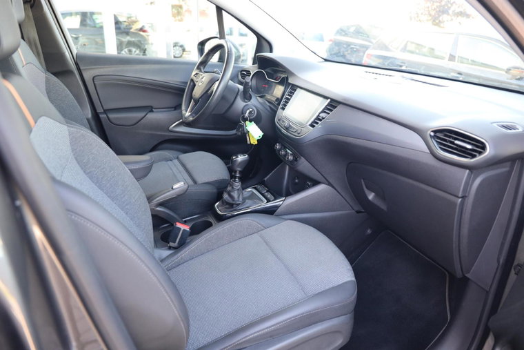 Vehicle Image 18