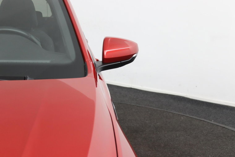 Vehicle Image 38