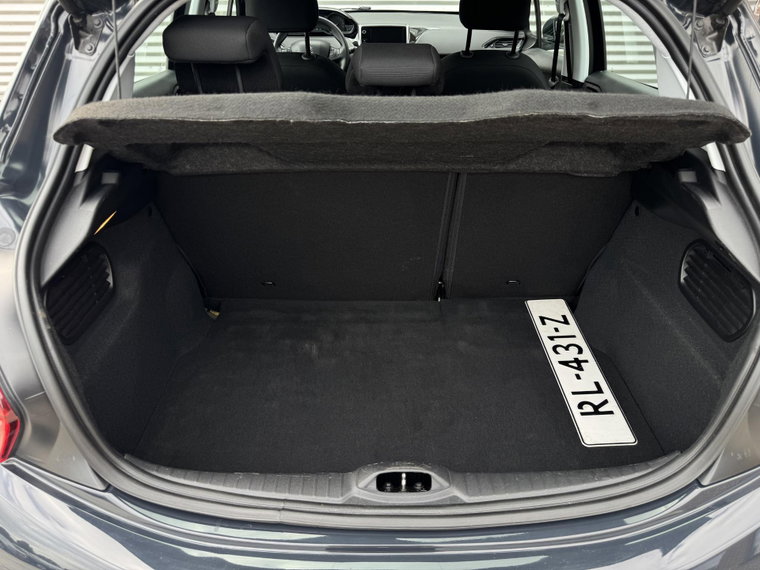 Vehicle Image 26