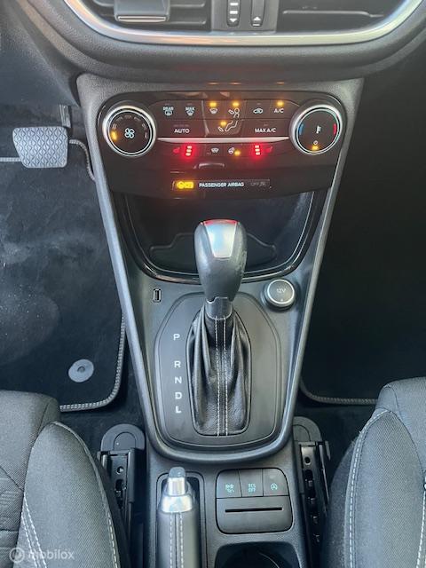 Vehicle Image 27