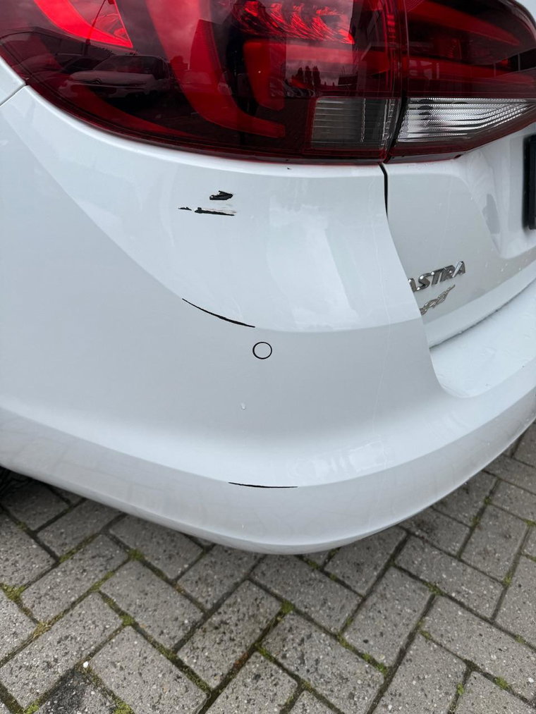 Vehicle Image 14