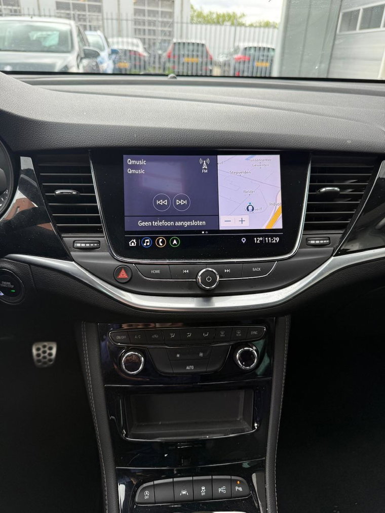 Vehicle Image 36