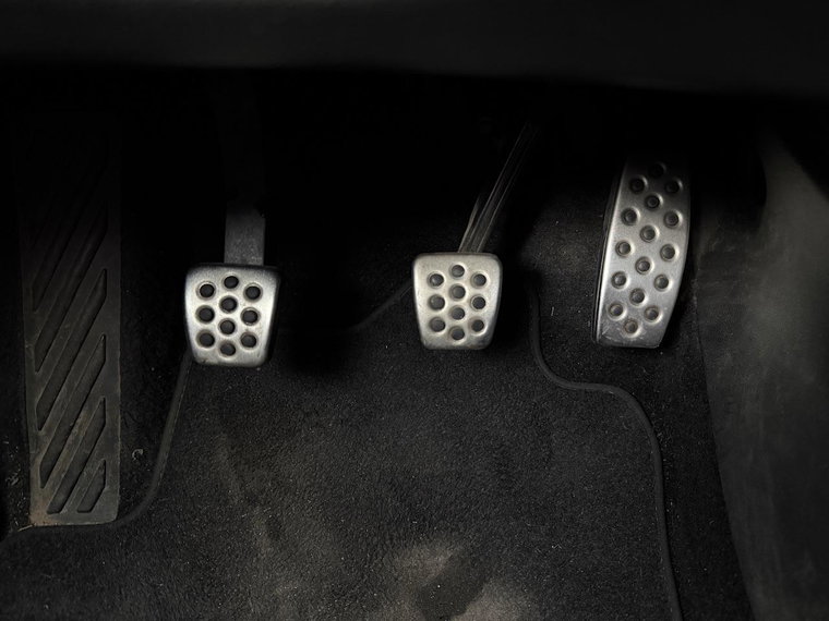 Vehicle Image 37