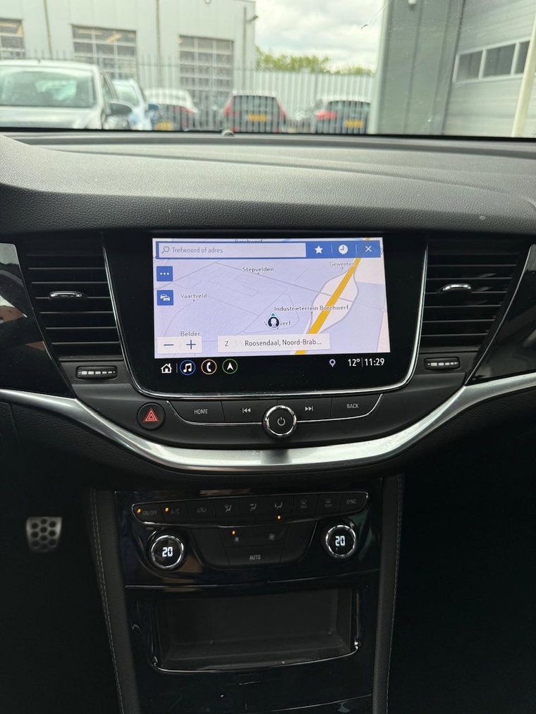 Vehicle Image 39