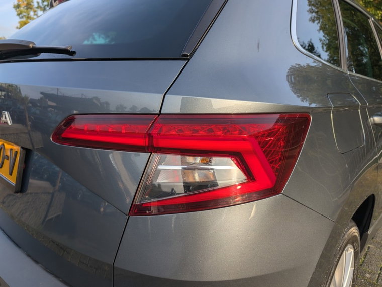 Vehicle Image 20