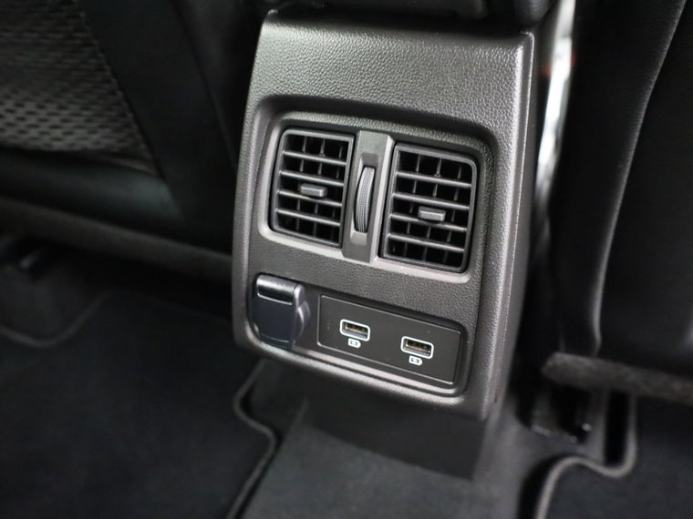 Vehicle Image 42
