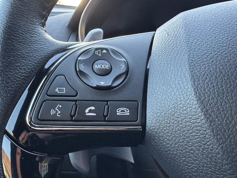 Vehicle Image 28