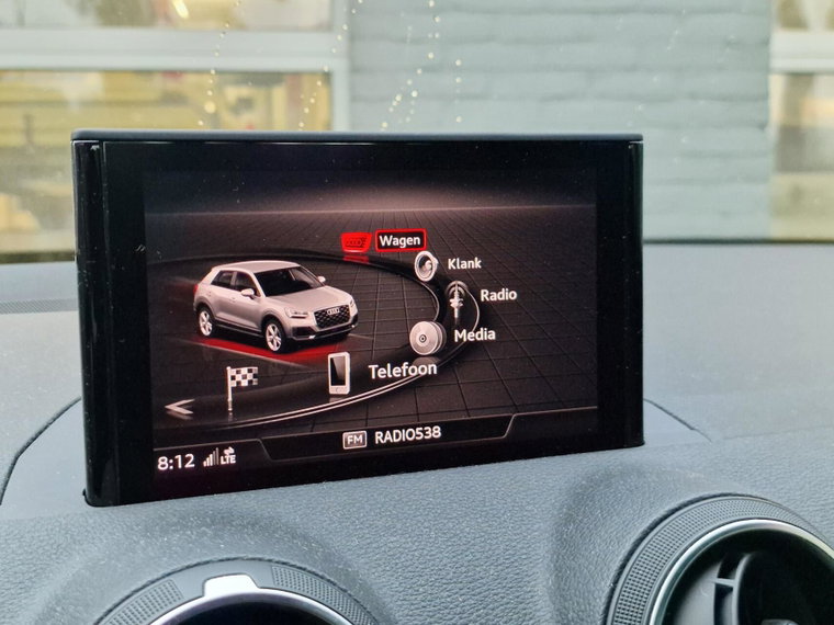 Vehicle Image 13