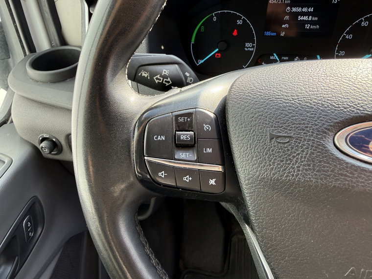 Vehicle Image 26