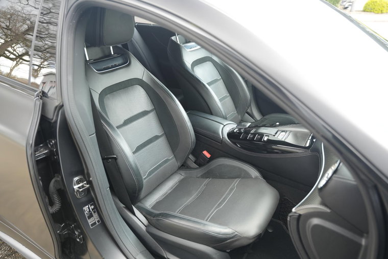 Vehicle Image 33