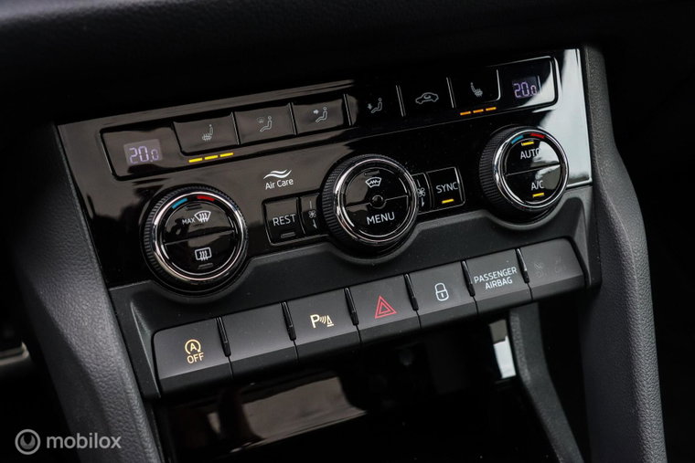 Vehicle Image 26