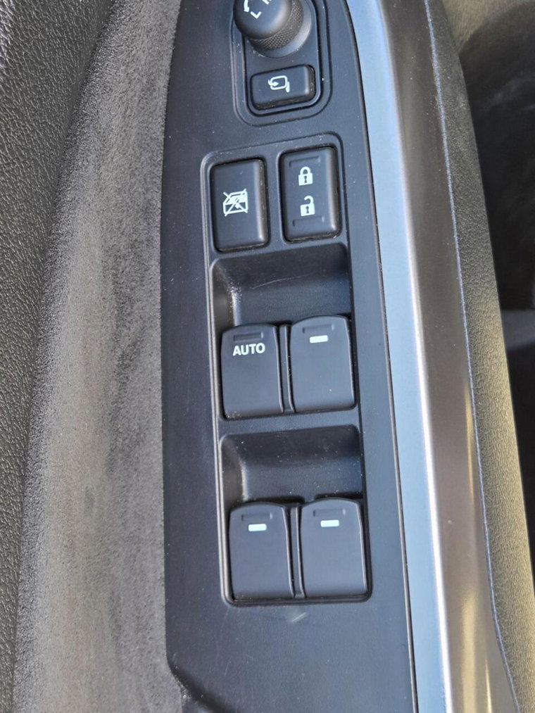 Vehicle Image 31