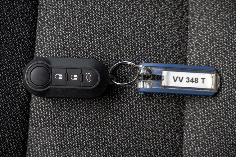 Vehicle Image 27