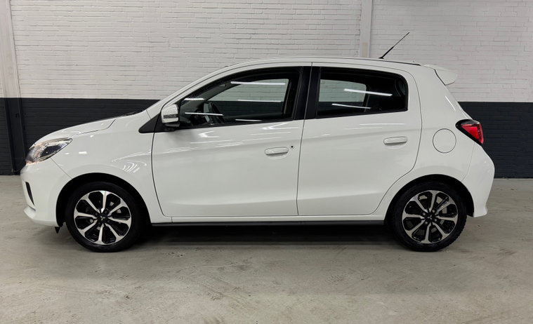 Vehicle Image 7