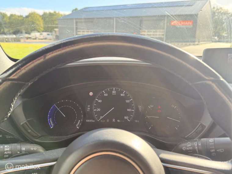 Vehicle Image 17
