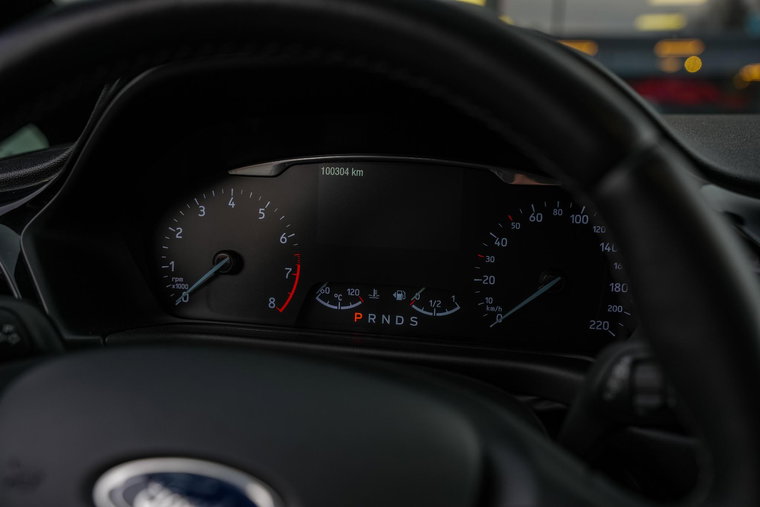 Vehicle Image 21
