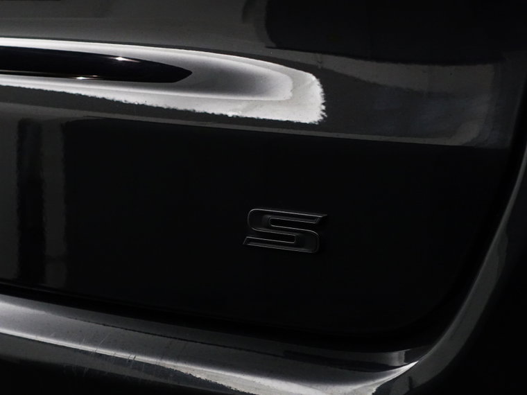 Vehicle Image 37
