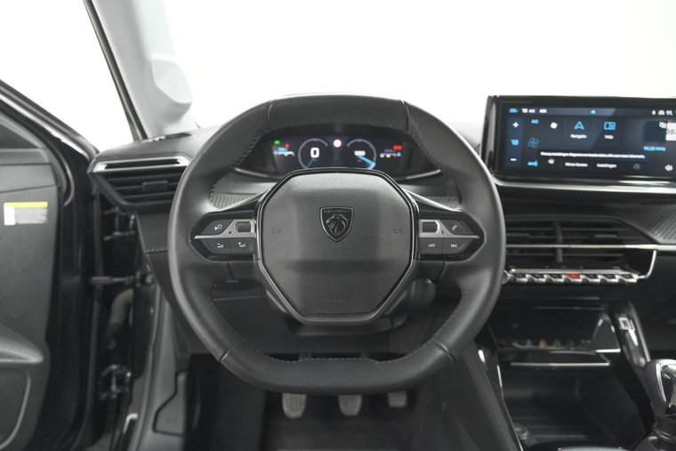 Vehicle Image 27