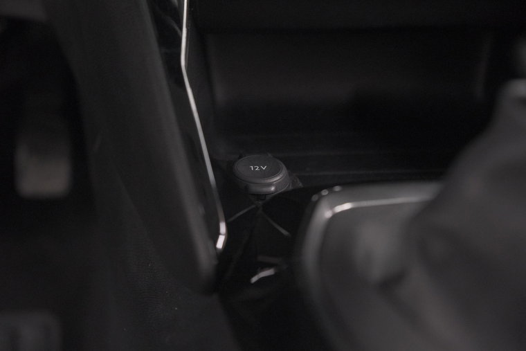 Vehicle Image 38