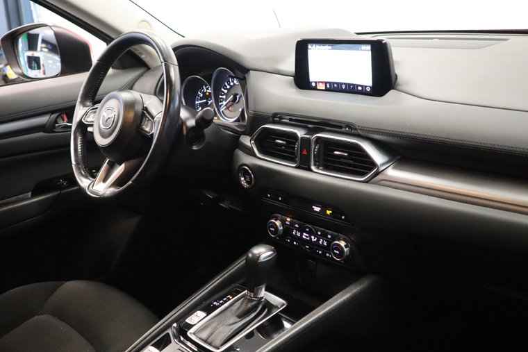 Vehicle Image 18