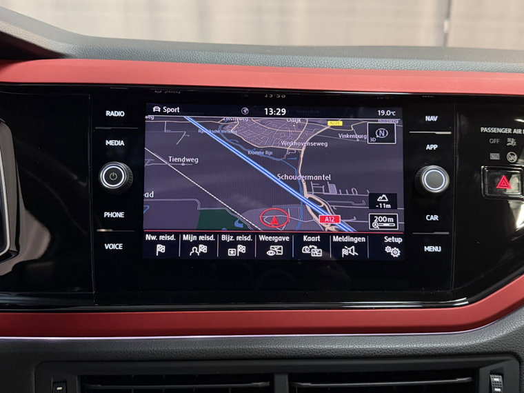 Vehicle Image 17