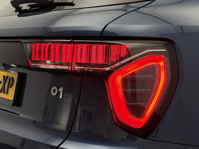 Vehicle Image 20