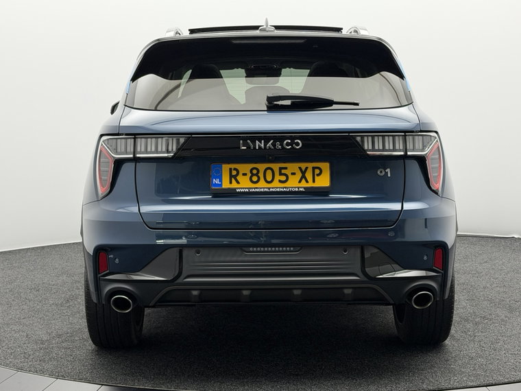 Vehicle Image 25