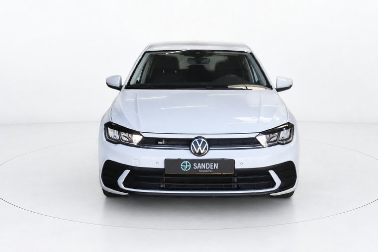 Vehicle Image 9