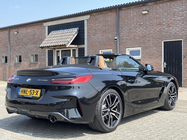 Vehicle Image 33