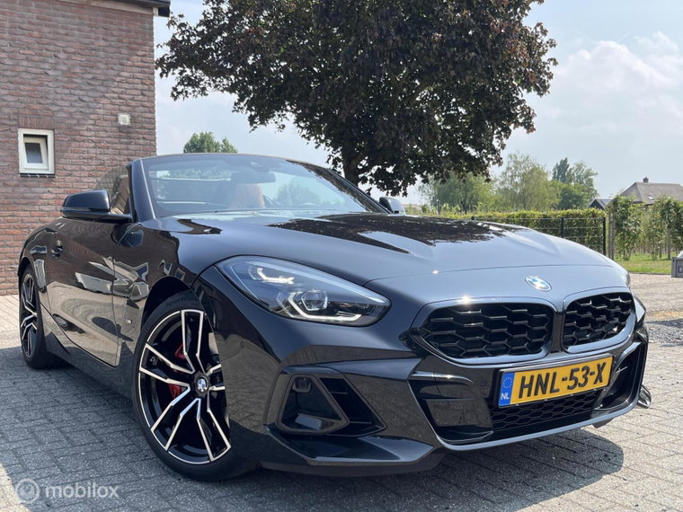 Vehicle Image 38