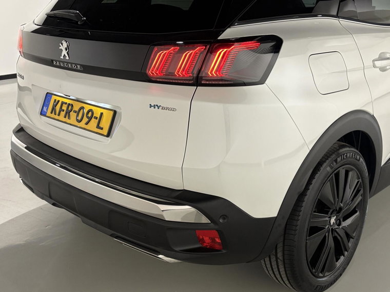 Vehicle Image 38