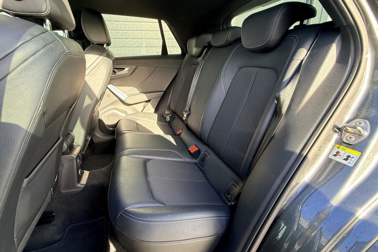 Vehicle Image 33