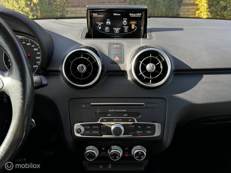 Vehicle Image 24