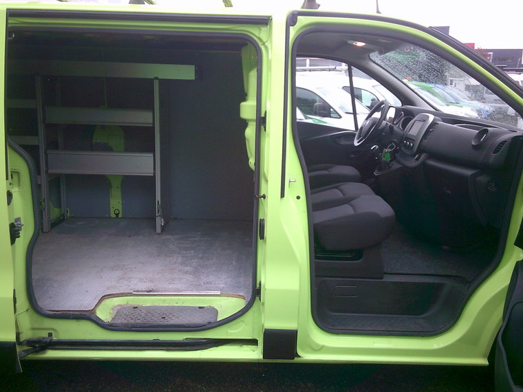 Vehicle Image 18