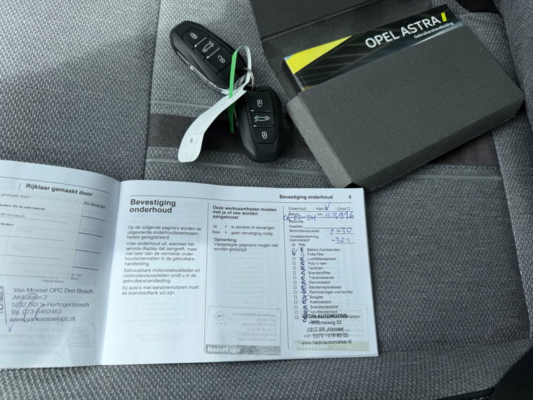 Vehicle Image 37