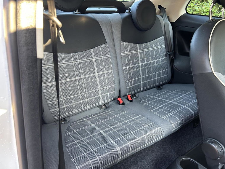 Vehicle Image 21