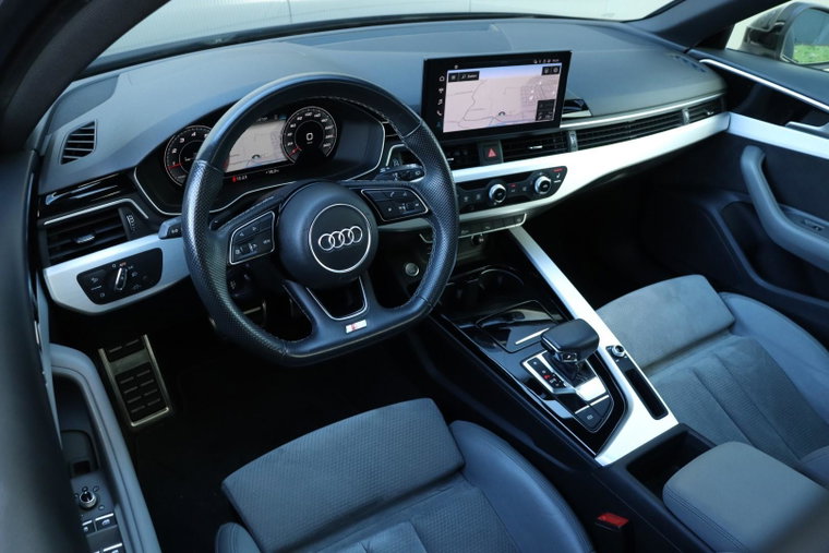 Vehicle Image 15