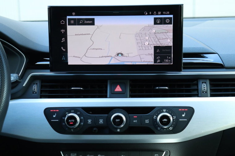 Vehicle Image 19