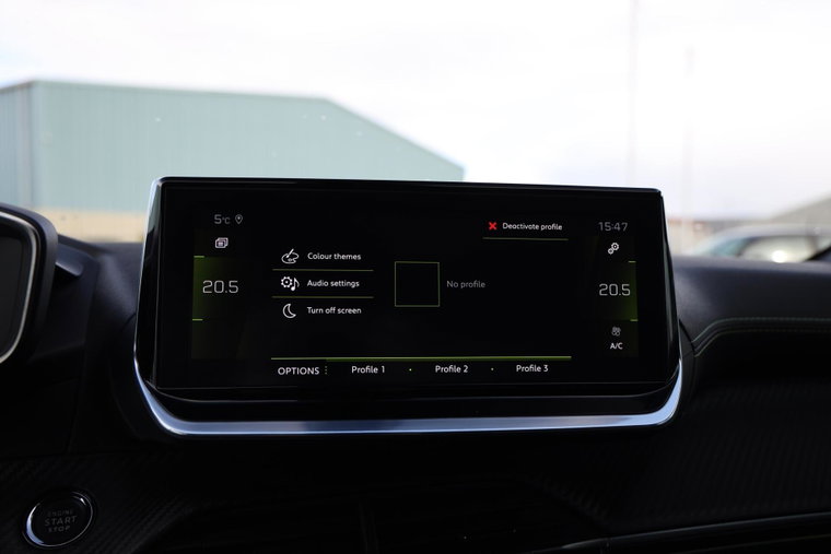 Vehicle Image 15