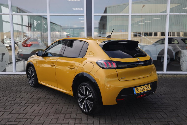 Vehicle Image 20