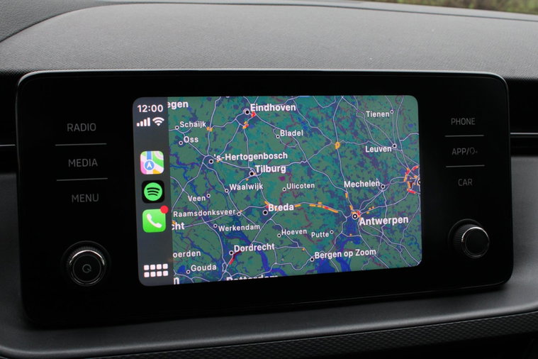 Vehicle Image 16