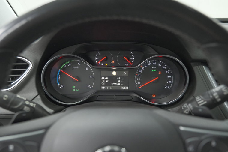 Vehicle Image 30