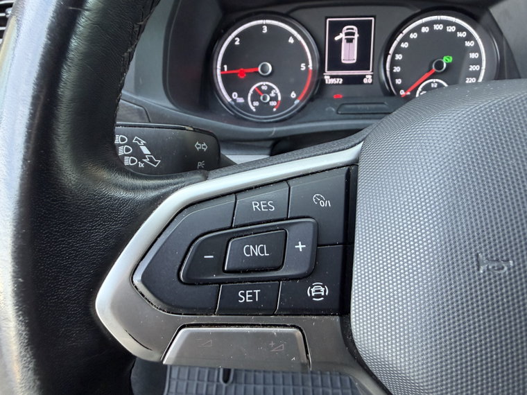 Vehicle Image 28