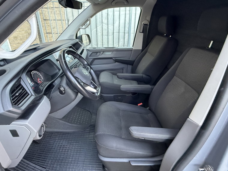 Vehicle Image 36
