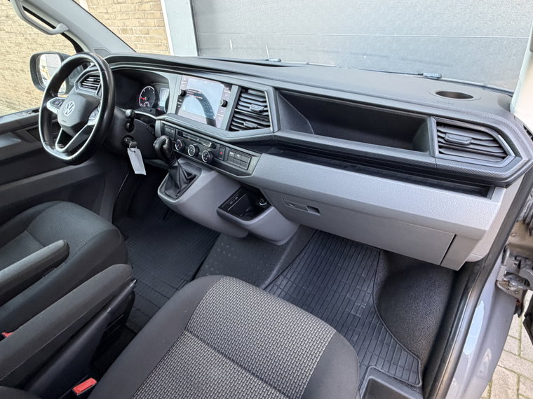 Vehicle Image 37