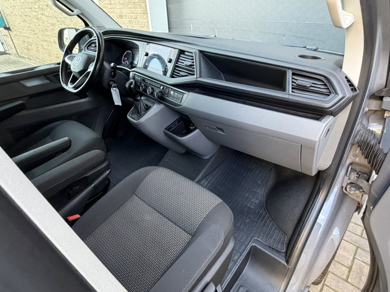 Vehicle Image 41