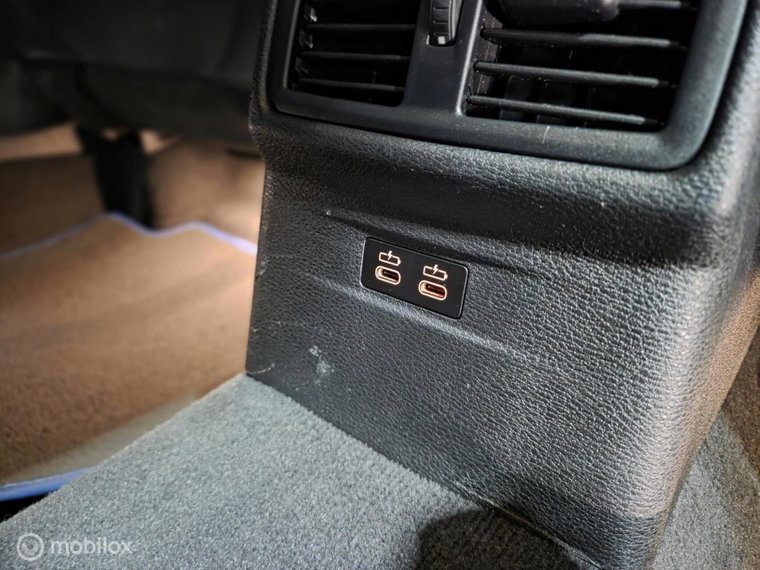 Vehicle Image 50